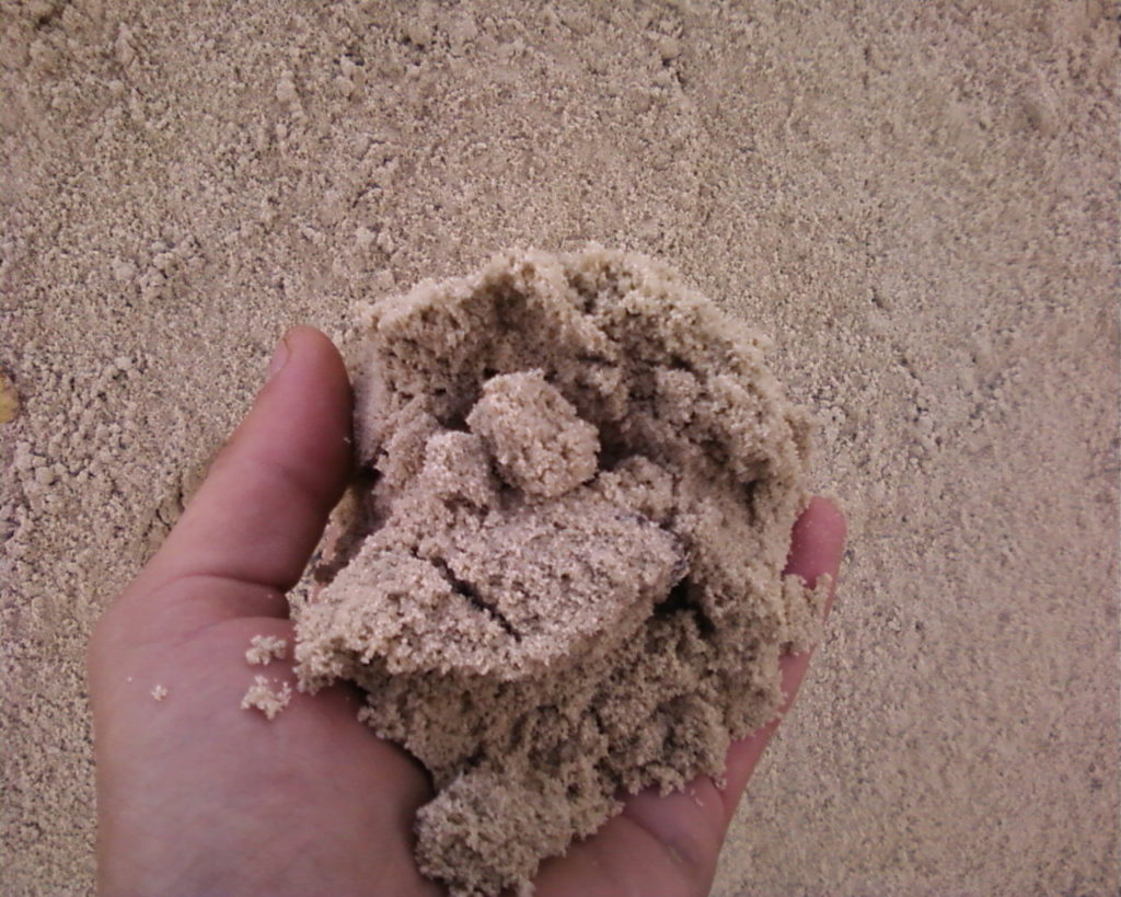 Что представляет собой мытый песок?