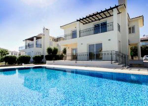 Плюсы приобретения недвижимости на Кипре