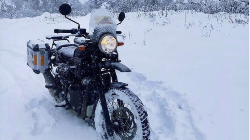 Индийский мотоцикл Royal Enfield получит полезную опцию для туристов - Новости