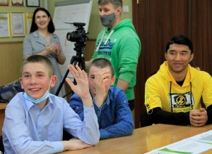 Сахалинская СРО зазывает школьников в мир строительства 