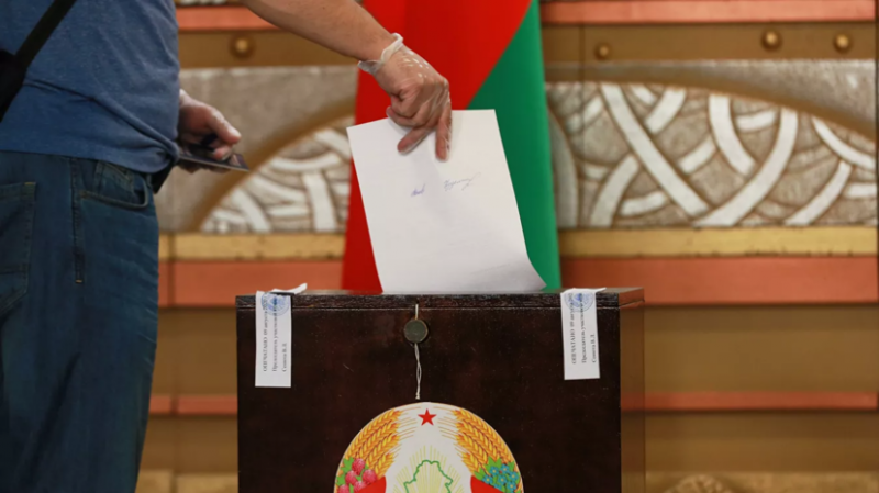 Явка на выборы в Белоруссии на 18:00 составила 79%
