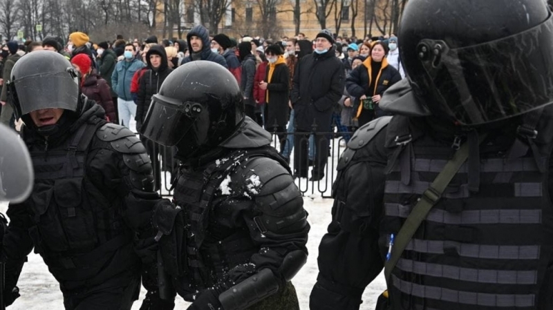 "Это настоящий мятеж": политолог сравнил соратников Навального с террористами - Новости