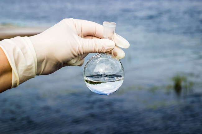 Ученые нашли в воде Байкала устойчивые к антибиотикам микроорганизмы