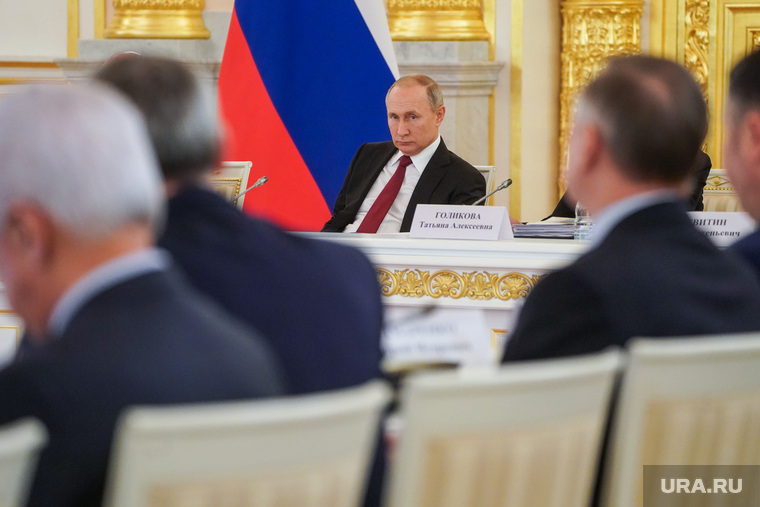 Путин назначил регионам нового куратора