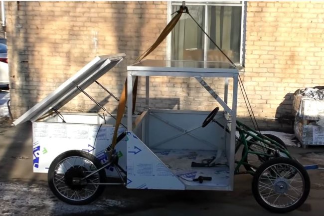 Петербургский блогер сконструировал солнцемобиль