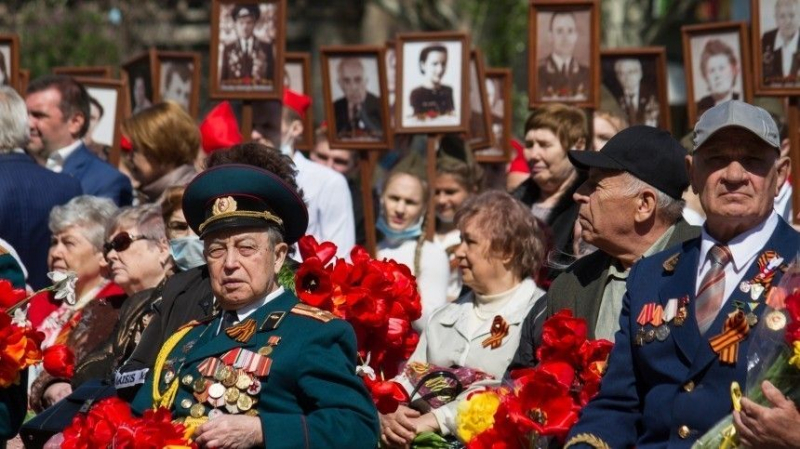 ВКонтакте и «Одноклассники» продлили прием заявок на онлайн-шествие «Бессмертного полка»