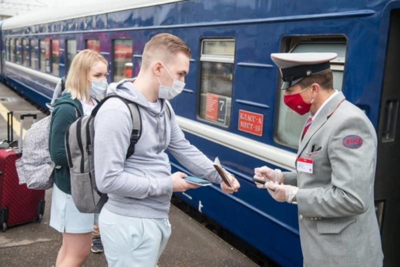 Туристические поезда заколесили по России