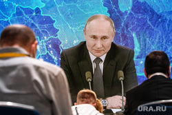 URA.RU подготовило вопросы читателей для «Прямой линии» Путина. Трансляция