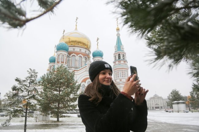 Фото: На Омск обрушился первый сильный снегопад