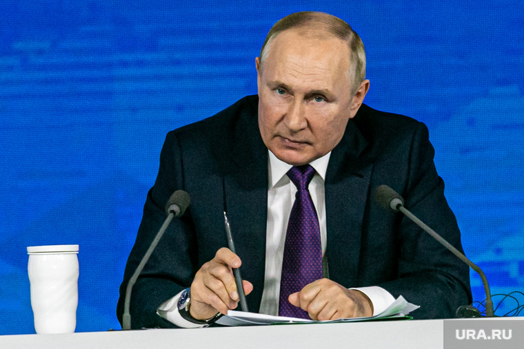 Путин послал первый сигнал губернаторам в новом году