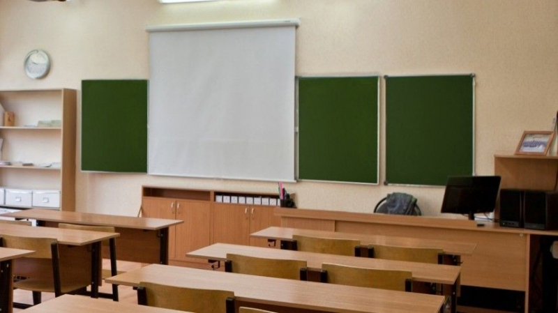 Учительницу из Петербурга уволили за чтение школьникам стихов Хармса