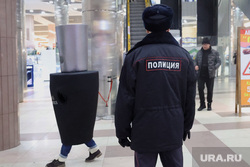 В пермских торговых центрах усилили меры безопасности из-за угроз о нападении